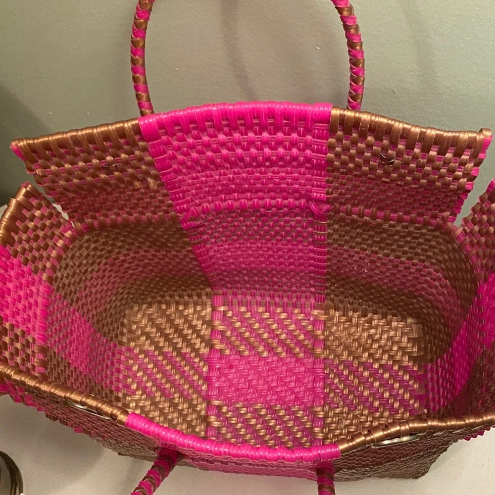 Stylish Pink and Brown Handwoven Handbag - Picture 10 of 12